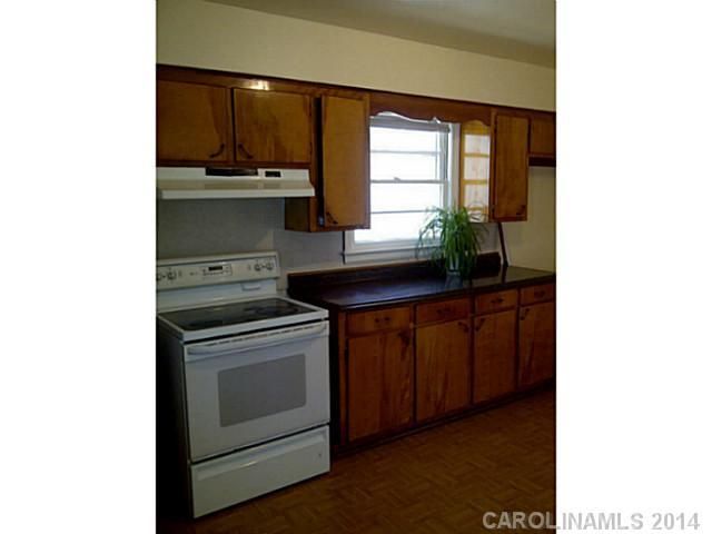 6400 Macon St, Charlotte, NC 28208