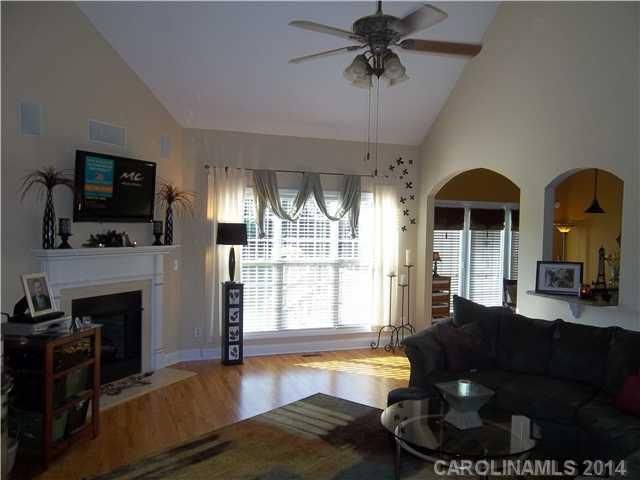 2547 Chatham Dr, Fort Mill, SC 29707