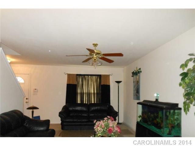 213 Glencroft Dr, Wingate, NC 28174