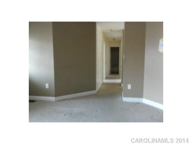 900 Creekside Dr #22, Lincolnton, NC 28092
