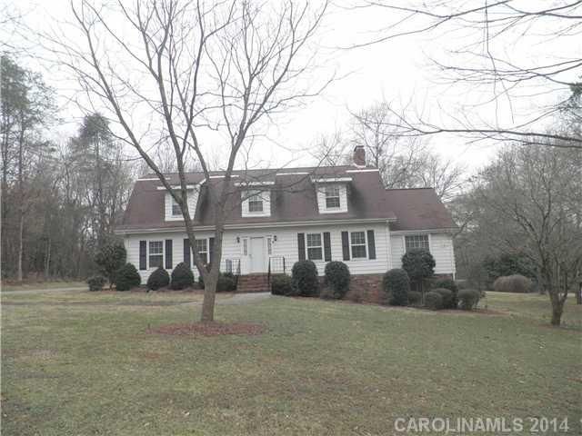 120 Jonas Dr #4 & 5, Lincolnton, NC 28092