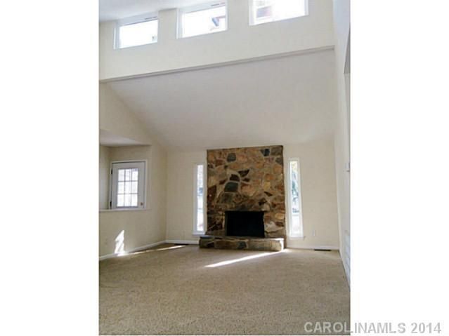 11908 Five Cedars Rd, Charlotte, NC 28226
