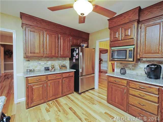 10312 Francis Marion Ct, Charlotte, NC 28277