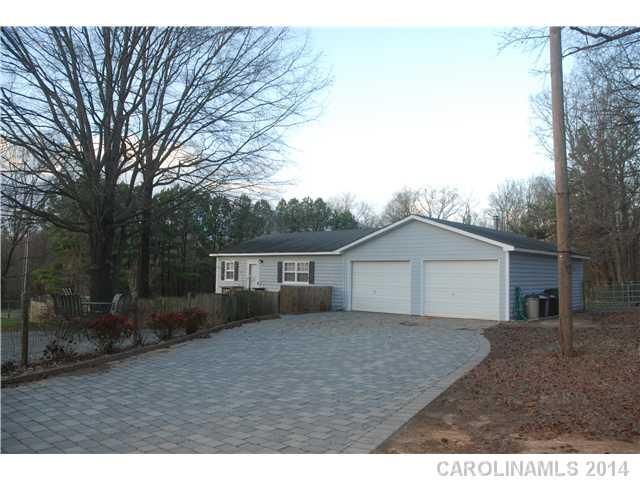 2004 Austin Chaney Rd, Wingate, NC 28174