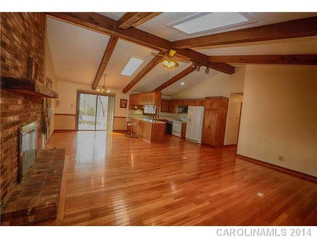 159 Perthwood Rd, Troutman, NC 28166