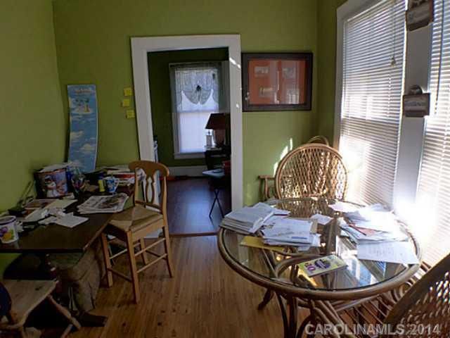 2504 Tuckaseegee Rd, Charlotte, NC 28208