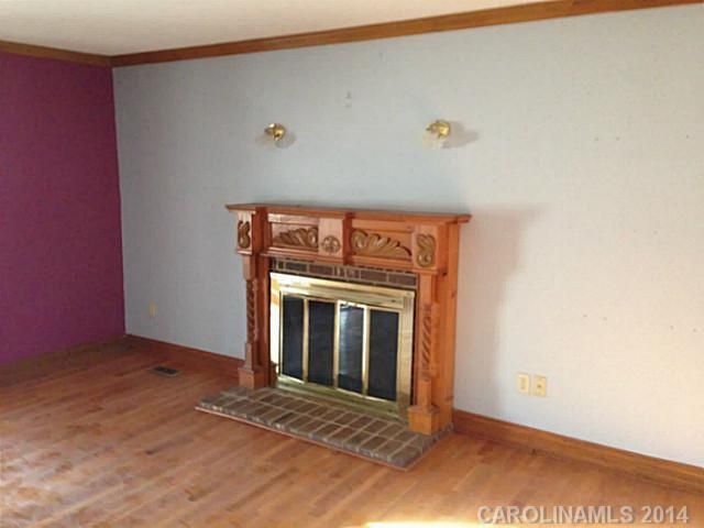 443 Windsor Ln #-, Statesville, NC 28677