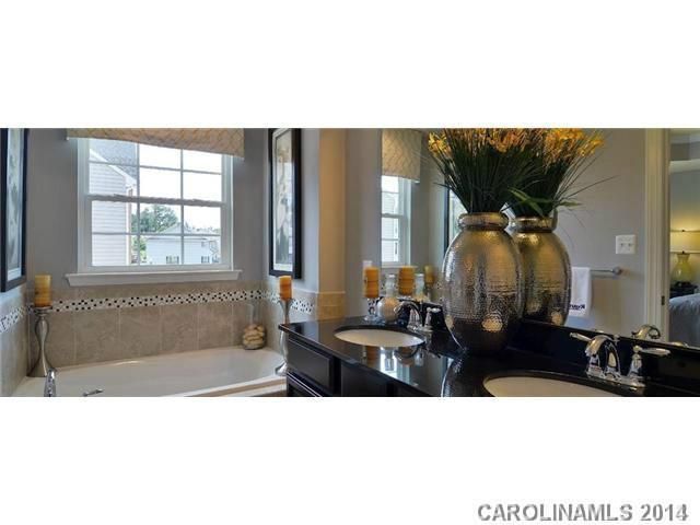 9166 Lenox Pointe Dr #1011 C, Charlotte, NC 28273