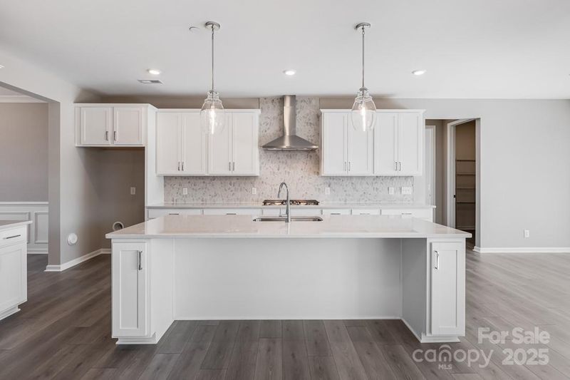 5703 Allburn Pw, Concord, NC 28027