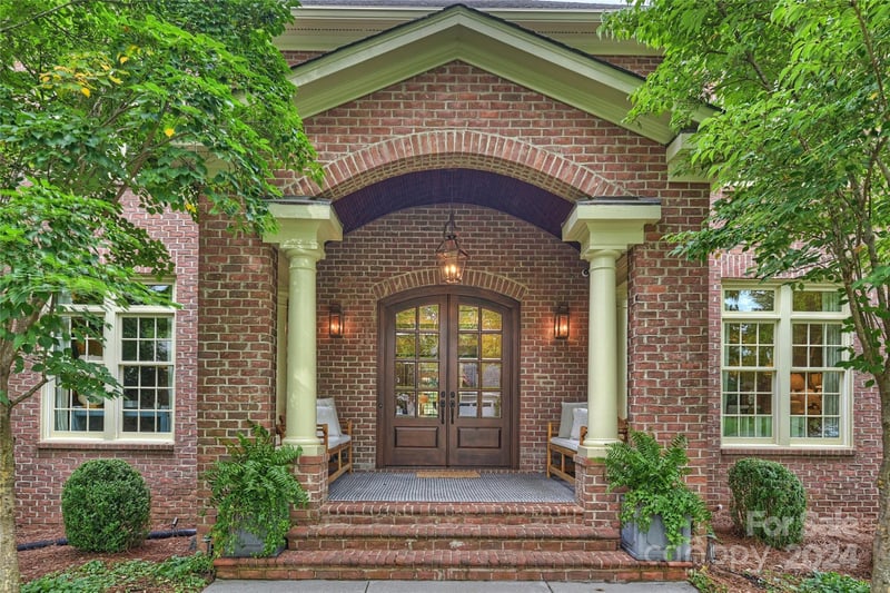 1526 Coventry Rd, Charlotte, NC 28211