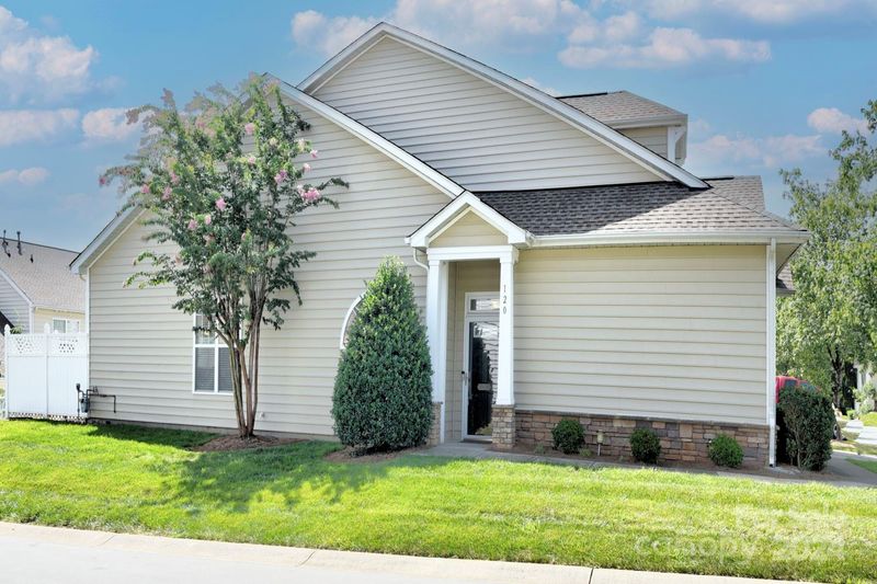 120 Falling Rg, Belmont, NC 28012