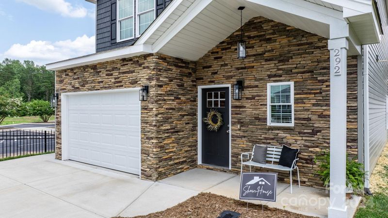 292 19th Ave SE, Hickory, NC 28602
