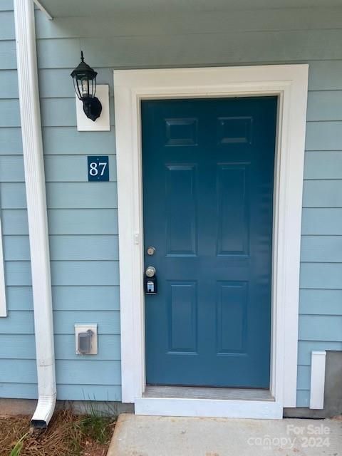 2004 Stoney Point Ln #87, Charlotte, NC 28210