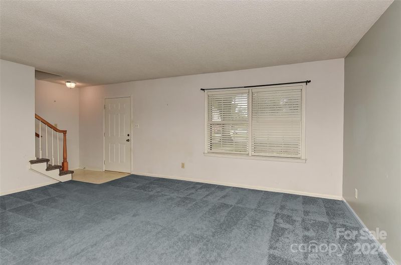 4743 Old Lantern Way, Charlotte, NC 28212