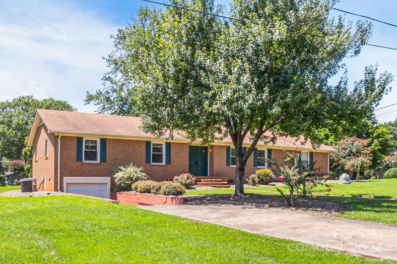 18104 Pompano Pl, Cornelius, NC 28031