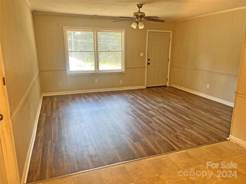 2753 Harmony Hw, Harmony, NC 28634