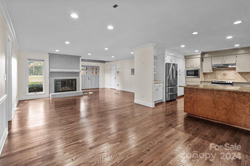 20919 Norman Shores Dr, Cornelius, NC 28031