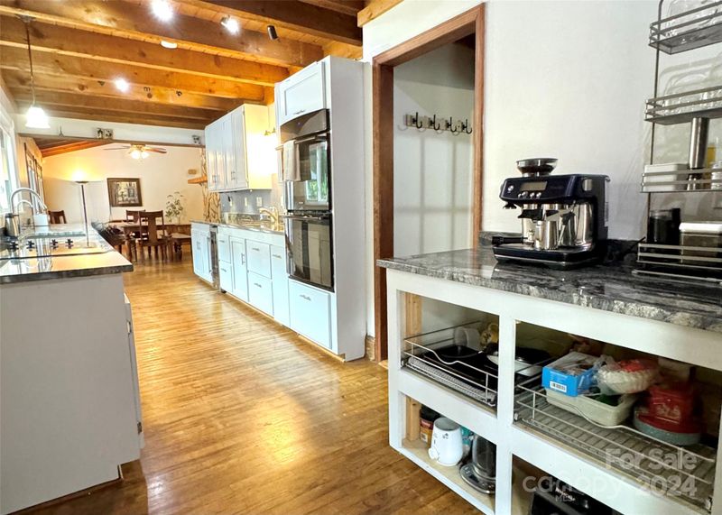 214 Heathergate Ln, Stanley, NC 28164