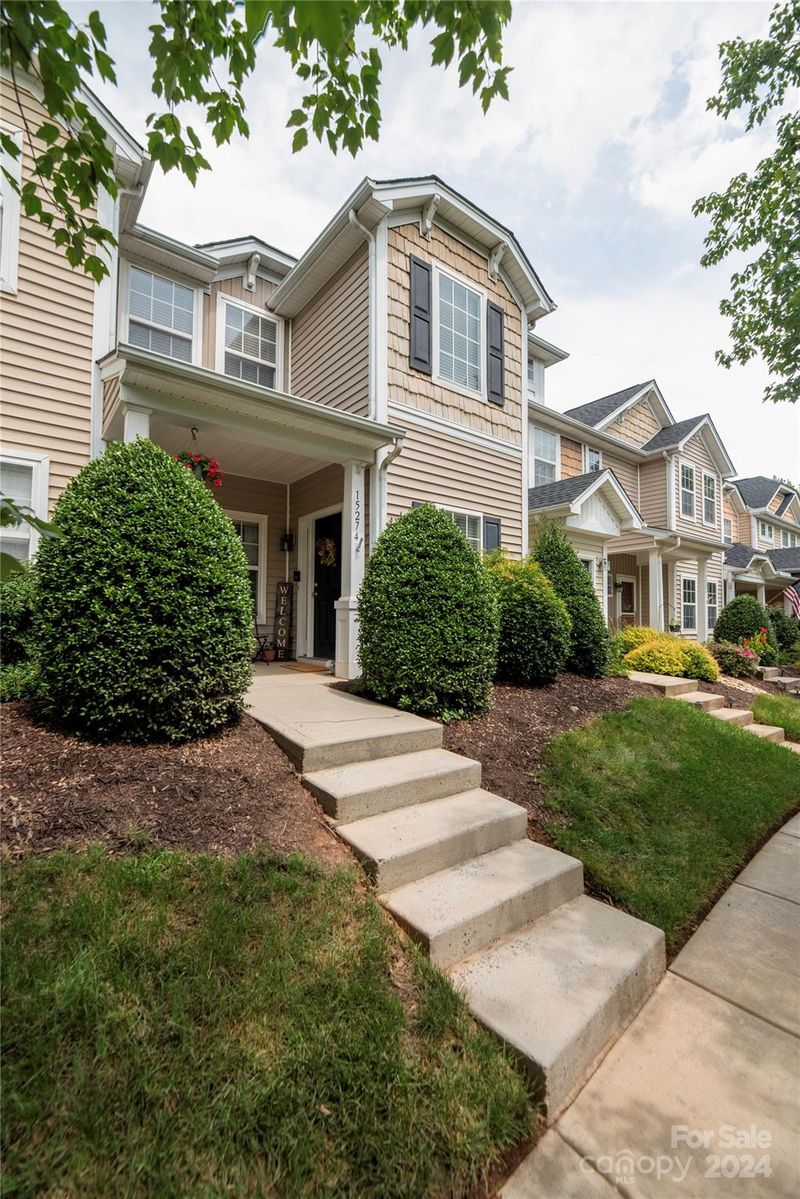 15274 Crossing Gate Dr, Cornelius, NC 28031
