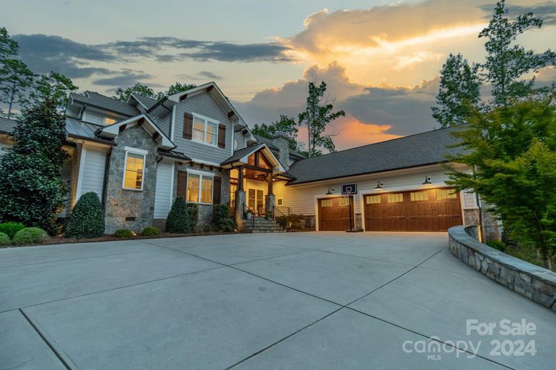 5145 Woodland Bay Dr, Belmont, NC 28012