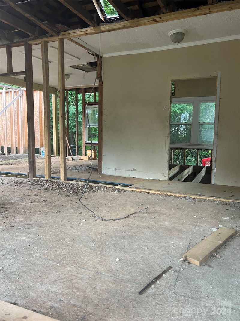 216 Madison St E, York, SC 29745