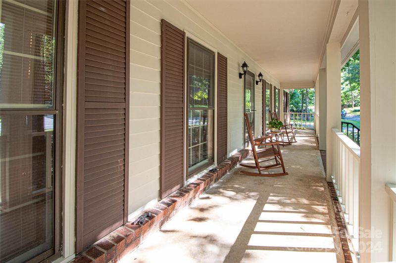 807 Black Oak Dr, Matthews, NC 28105