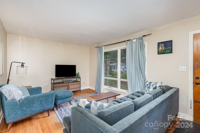 3540 Edsel Pl, Charlotte, NC 28205