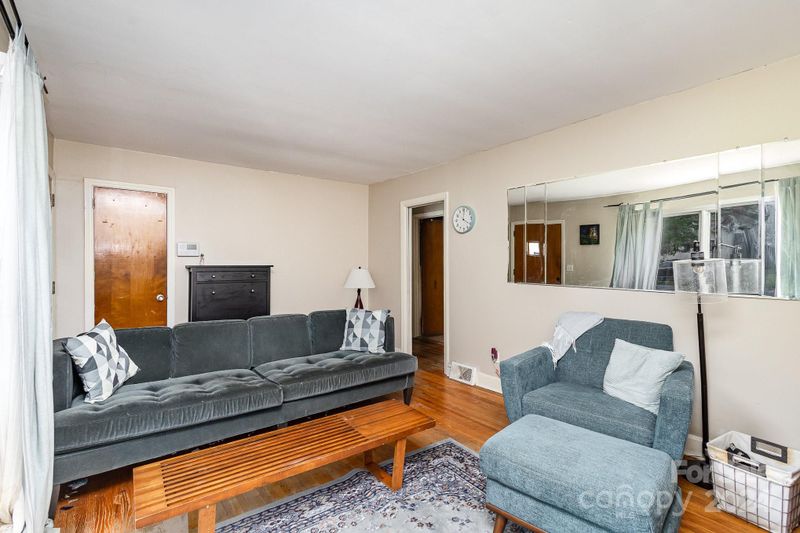 3540 Edsel Pl, Charlotte, NC 28205