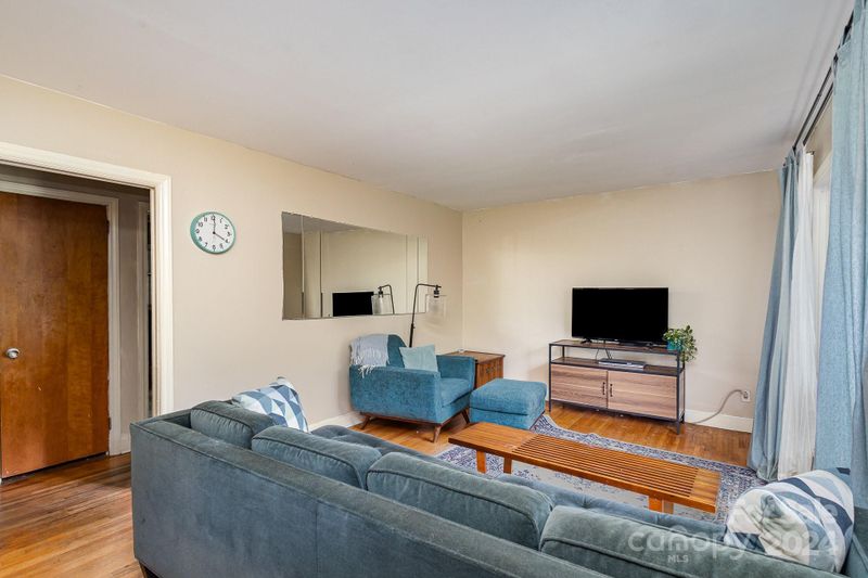 3540 Edsel Pl, Charlotte, NC 28205