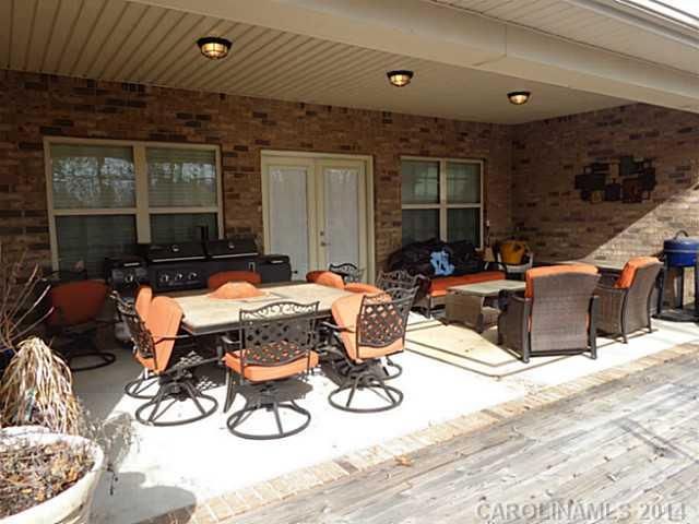 3357 Knighton Ln, Gastonia, NC 28056