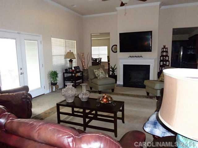 3357 Knighton Ln, Gastonia, NC 28056