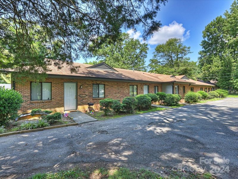 4306 Tantilla Cir, Charlotte, NC 28215