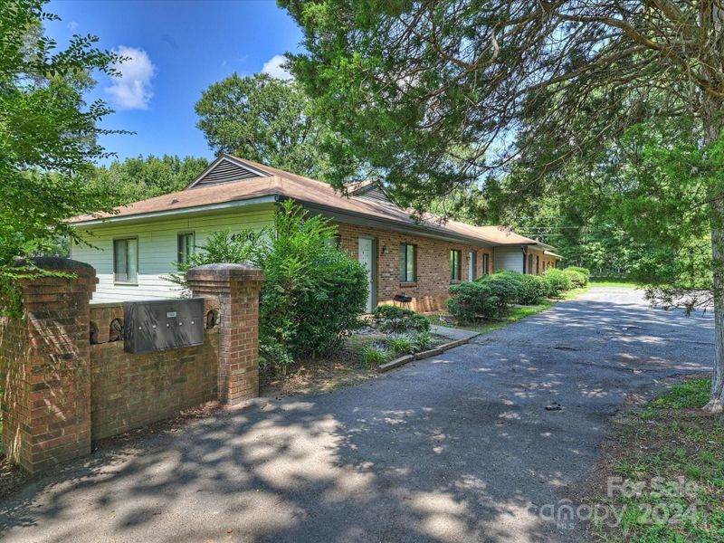 4306 Tantilla Cir, Charlotte, NC 28215