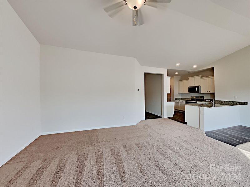 4021 One Mile Way, Charlotte, NC 28215