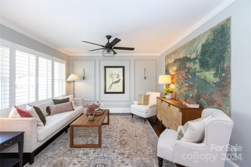 3828 Farmview Rd, Charlotte, NC 28205