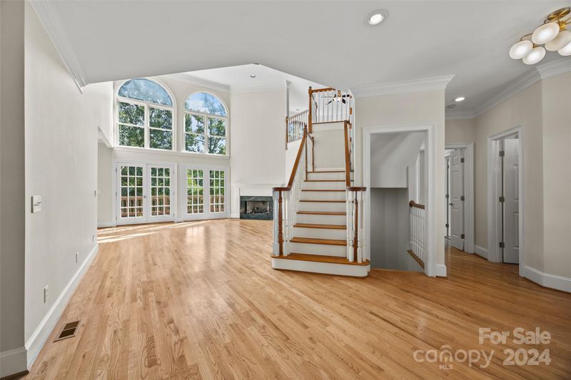 16201 Crest Cove Rd, Charlotte, NC 28278