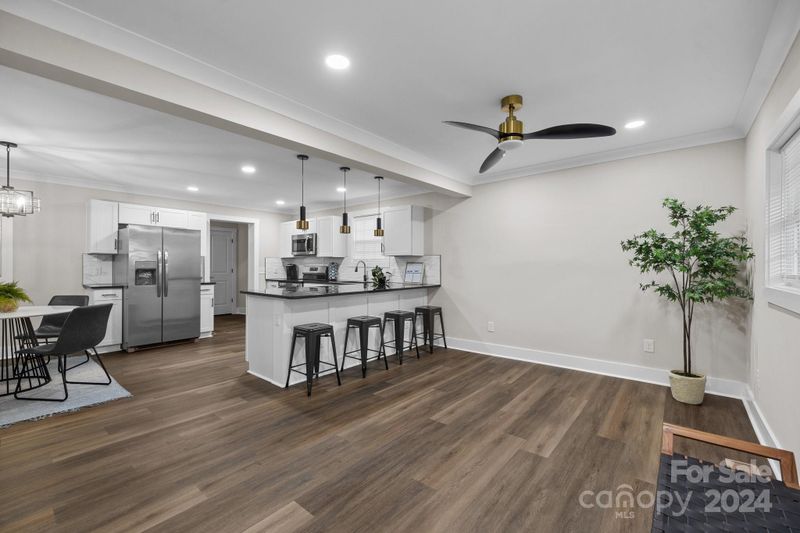 5201 Queen Anne Rd, Charlotte, NC 28217