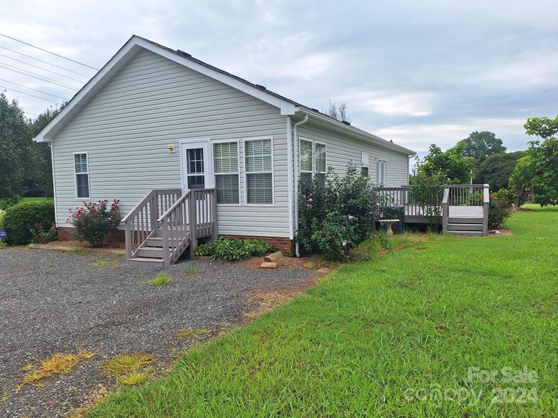 6916 Gilead Rd, Huntersville, NC 28078