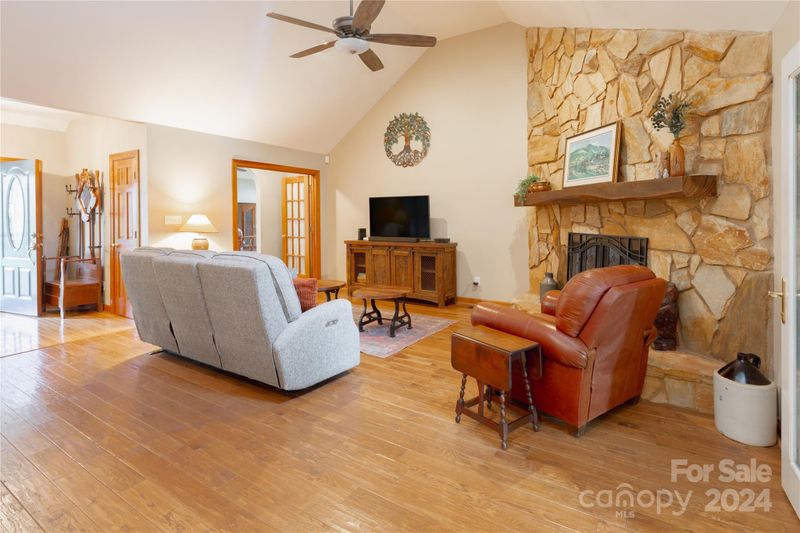 812 Sanside Dr, York, SC 29745