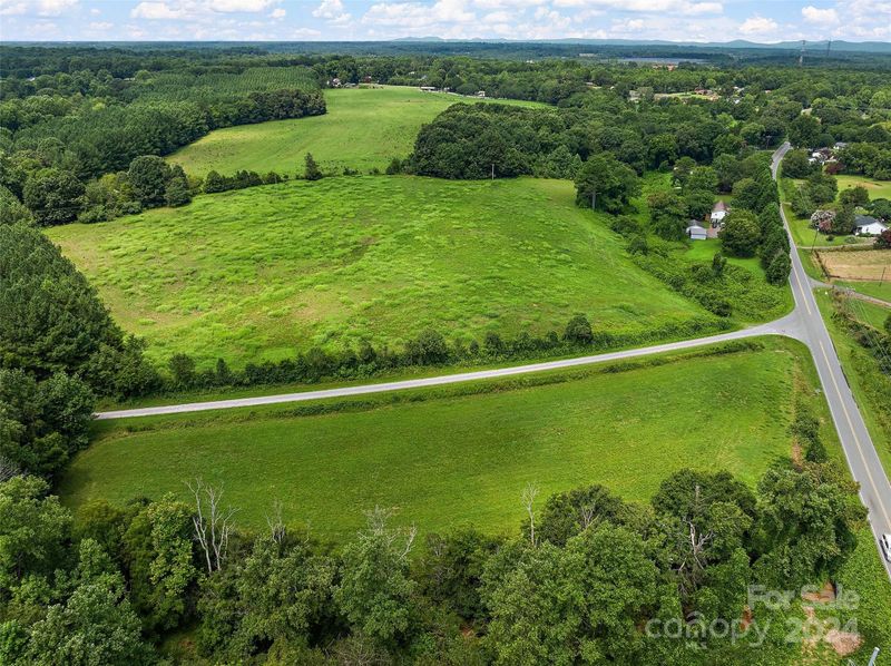 1612 Portion Rd, Conover, NC 28613
