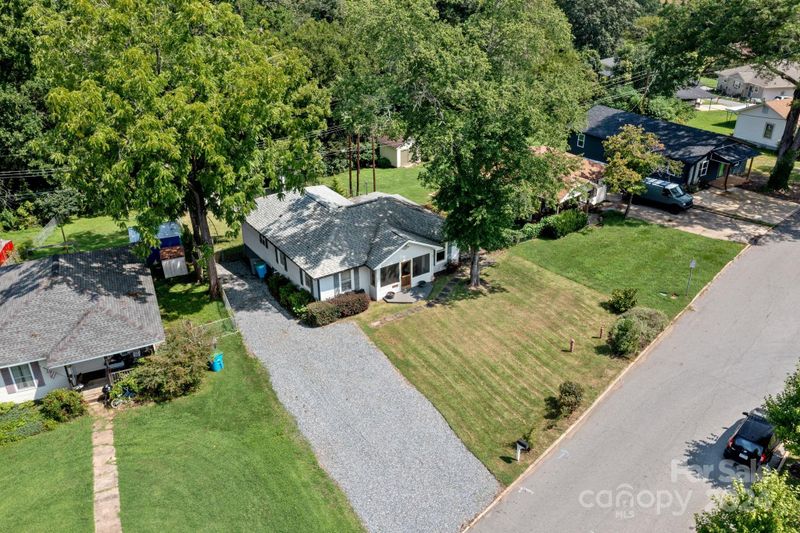 329 Linestowe Dr, Belmont, NC 28012