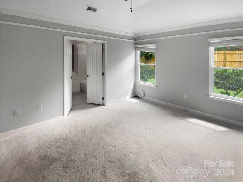 804 Mill Creek Ln, Charlotte, NC 28209