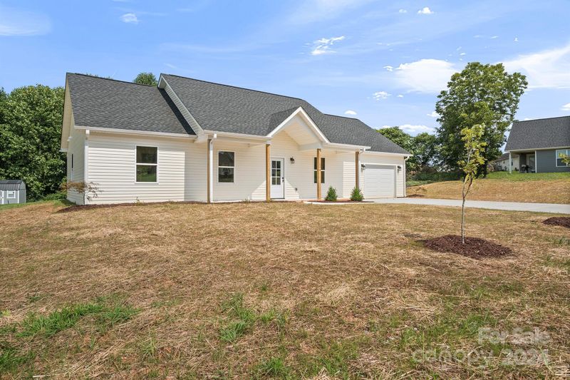 166 Tranquility Ln #24, Harmony, NC 28634
