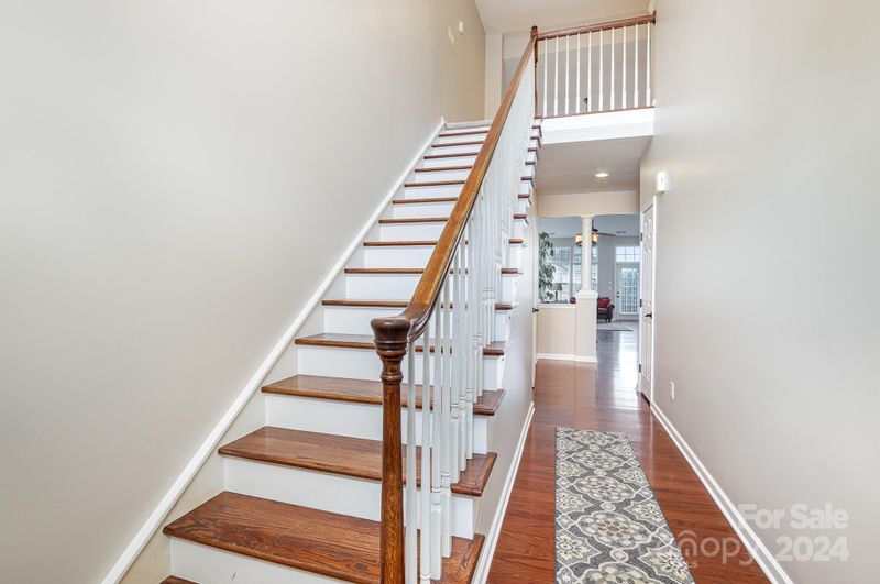 122 Inlet Point Dr, Tega Cay, SC 29708
