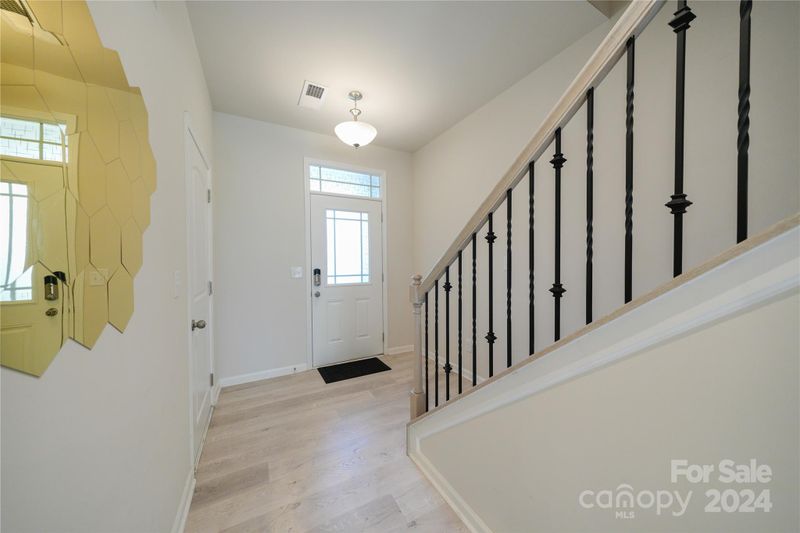 1105 Bigelow St, Charlotte, NC 28269