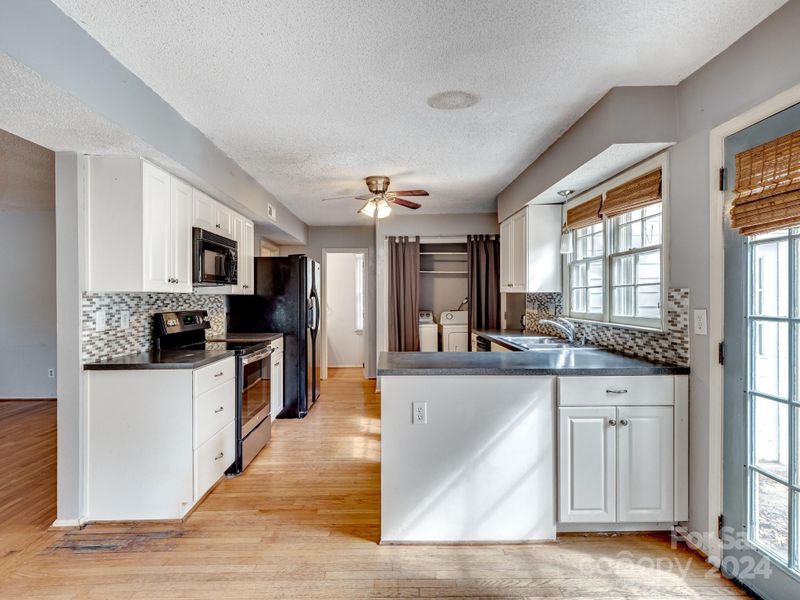 8920 Danson Dr, Charlotte, NC 28277