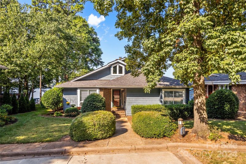 504 Northwest Dr, Davidson, NC 28036