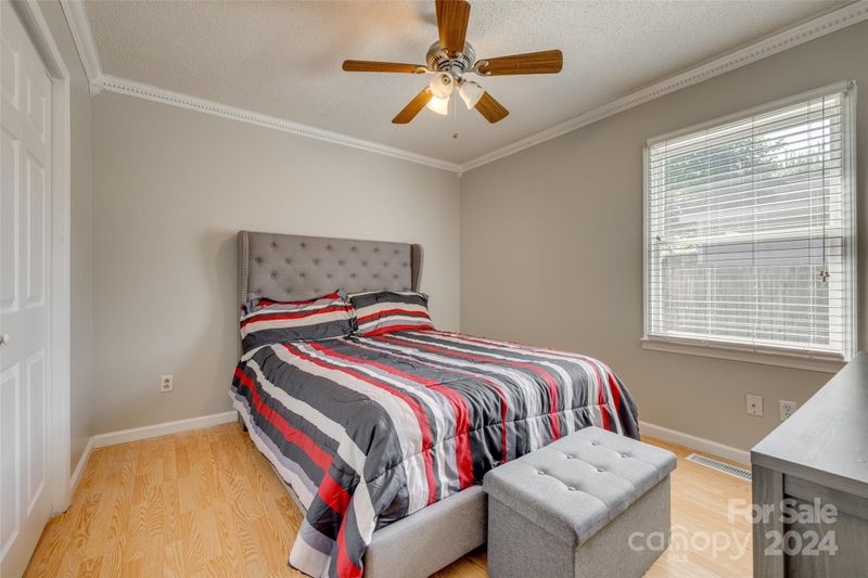130 3rd Ave NW, Conover, NC 28613
