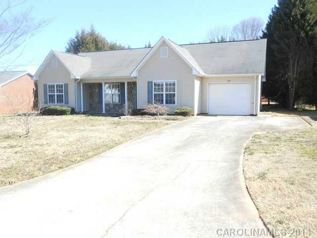 709 NE Gemcrest Dr, Conover, NC 28613