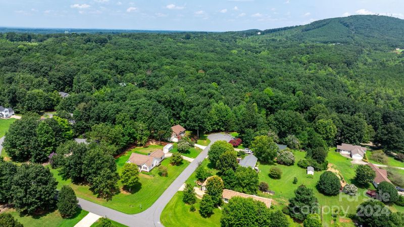 3789 Lynnview Ct, Maiden, NC 28650